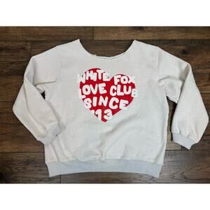 White Fox Sweatshirt Heart Love Club Sweatshirt Sz Medium READ